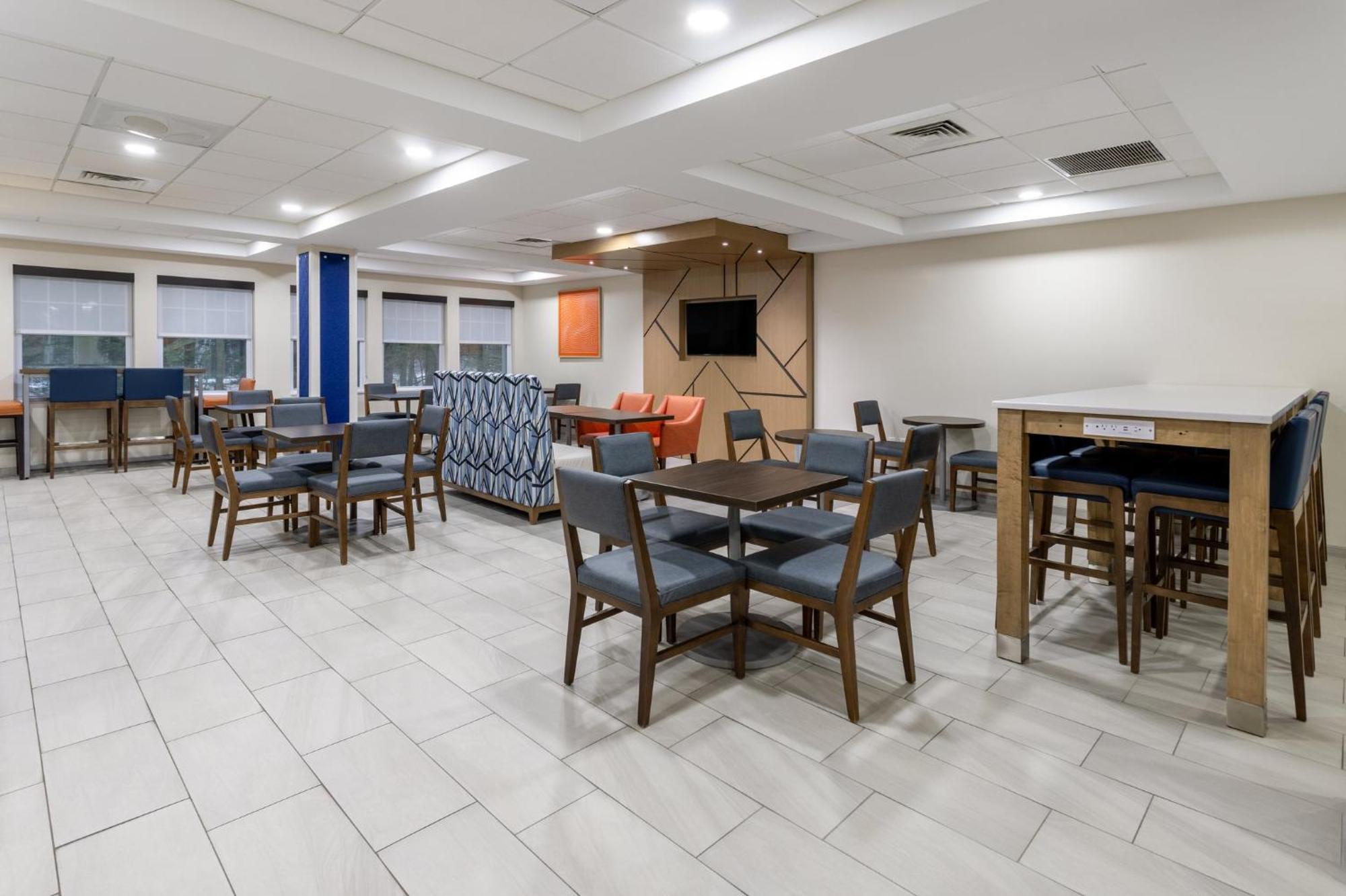 Holiday Inn Express Hotel & Suites Freeport By Ihg Esterno foto