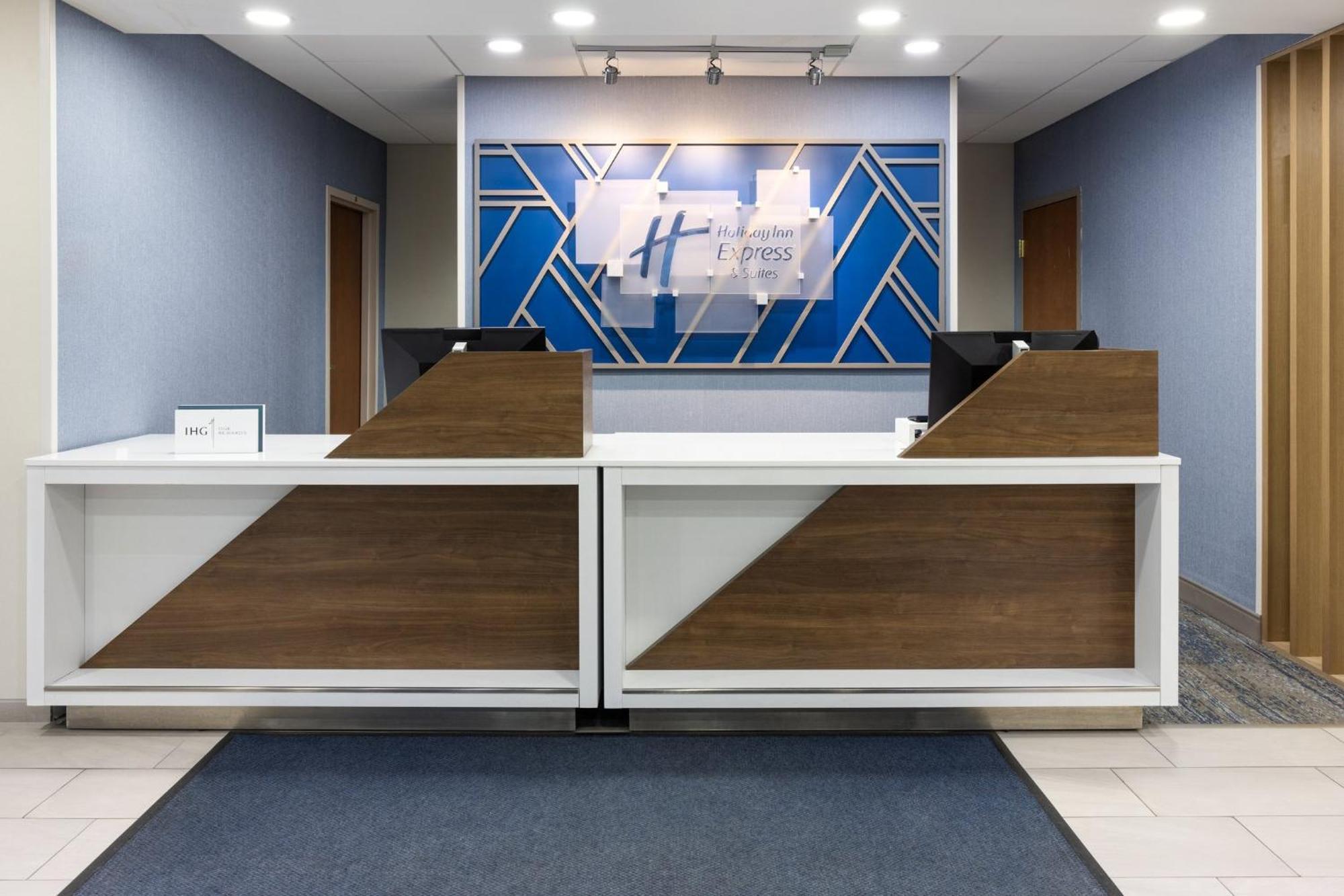 Holiday Inn Express Hotel & Suites Freeport By Ihg Esterno foto