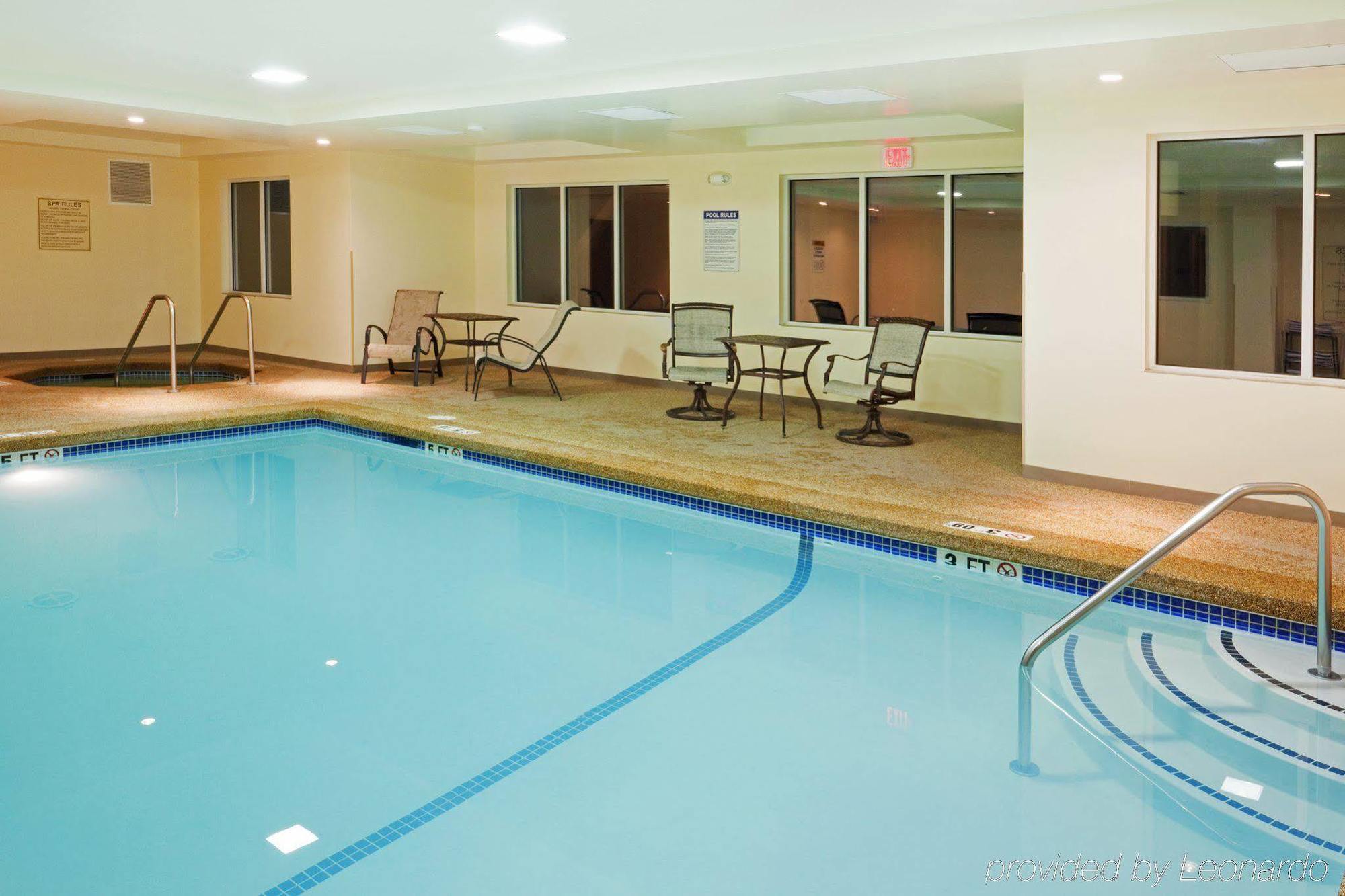 Holiday Inn Express Hotel & Suites Freeport By Ihg Esterno foto